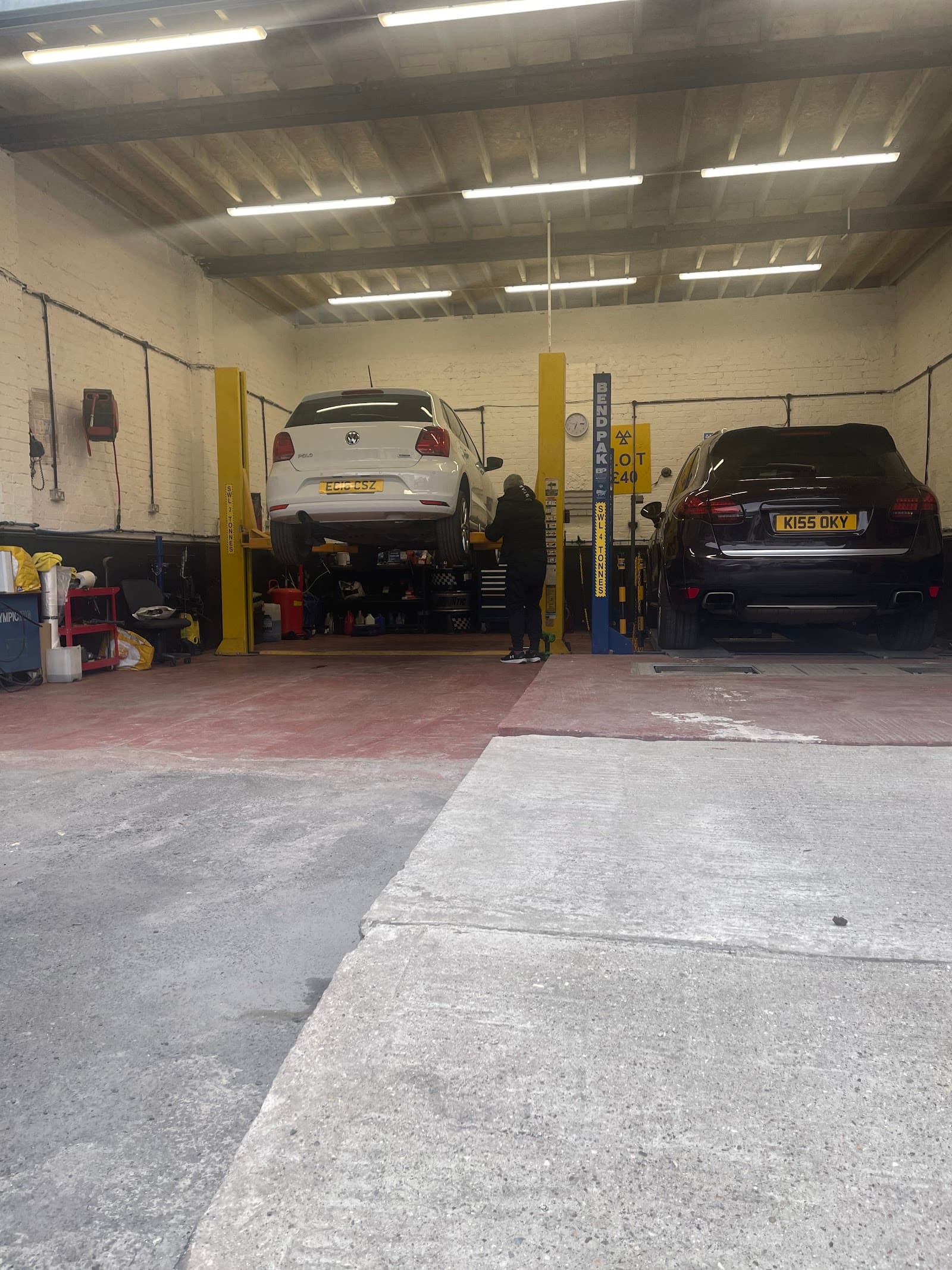 Pars Motors Finchley LTD